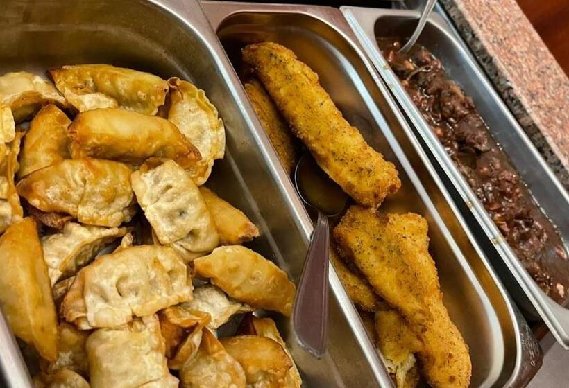 Отель Authentic By Balladins – Rodez / Le Ségala