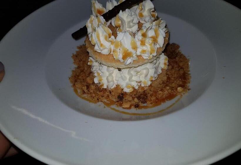 Отель Authentic By Balladins – Rodez / Le Ségala