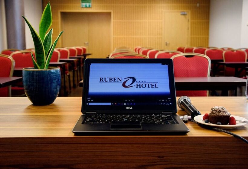 Ruben Hotel Zielona Góra