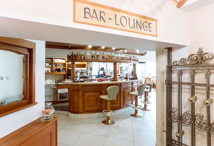 בית מלון כפרי Sartori's