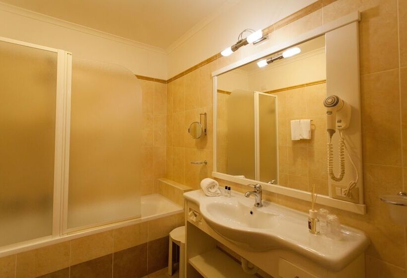 בית מלון כפרי Sartori's