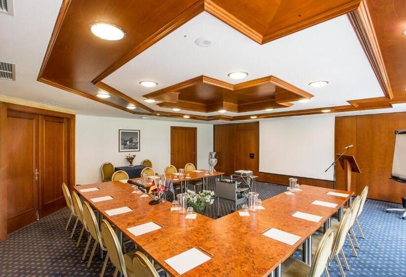 בית מלון כפרי Sartori's