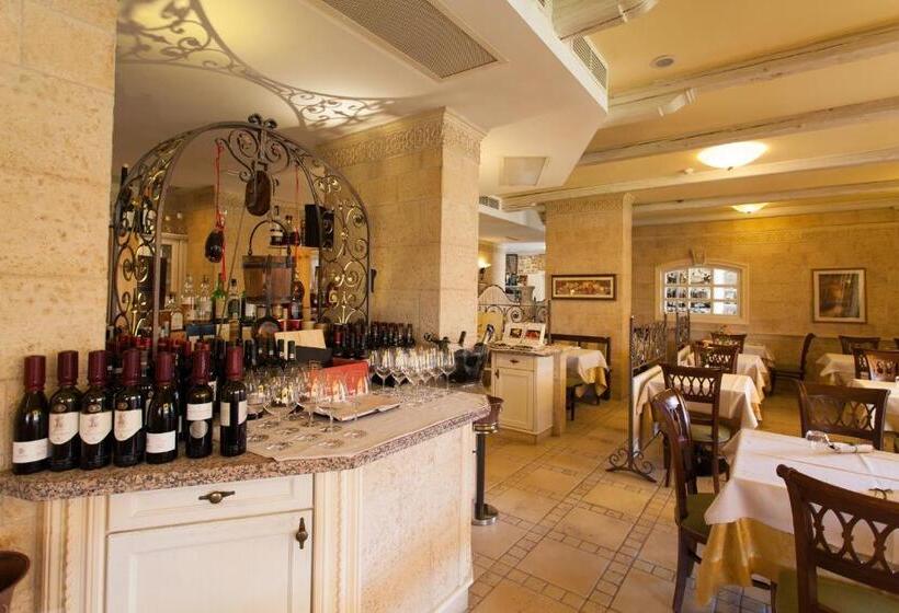 בית מלון כפרי Sartori's