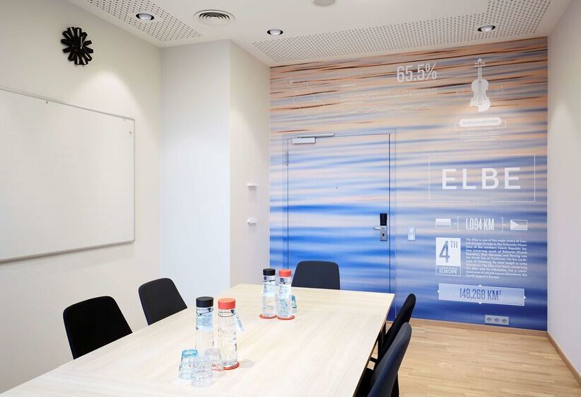 酒店 Scandic Hamburg Emporio