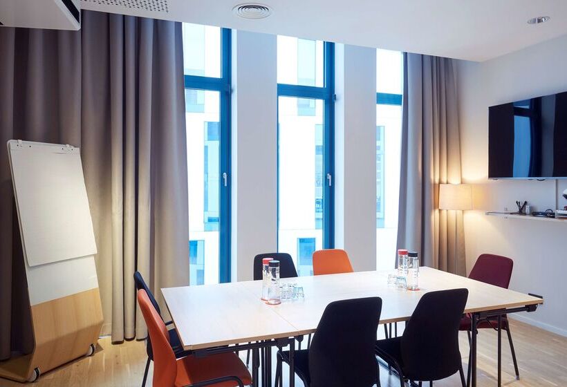 酒店 Scandic Hamburg Emporio