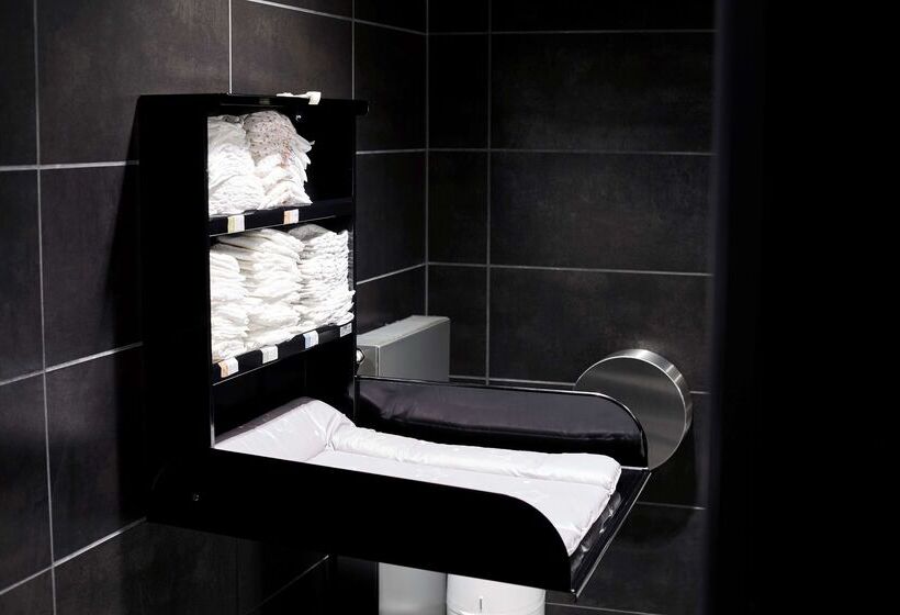 酒店 Scandic Hamburg Emporio