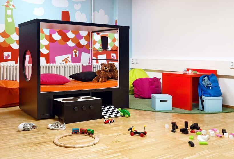 ホテル Scandic Paasi