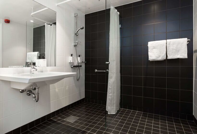 בית מלון כפרי Scandic Rock City