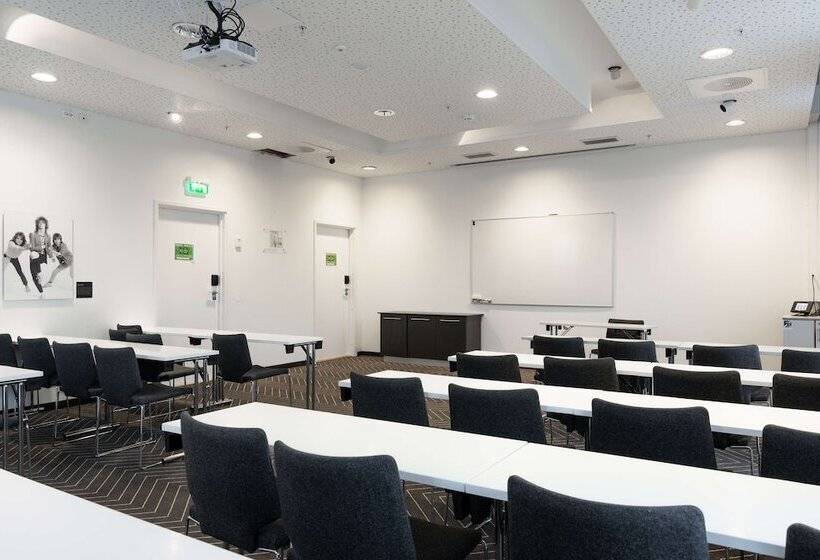 فندق Scandic Rock City