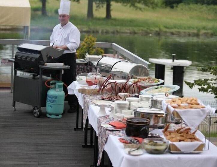 هتل Słoneczny Młyn