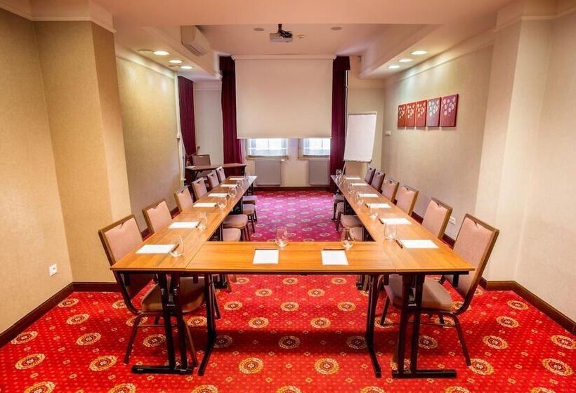 هتل Słoneczny Młyn