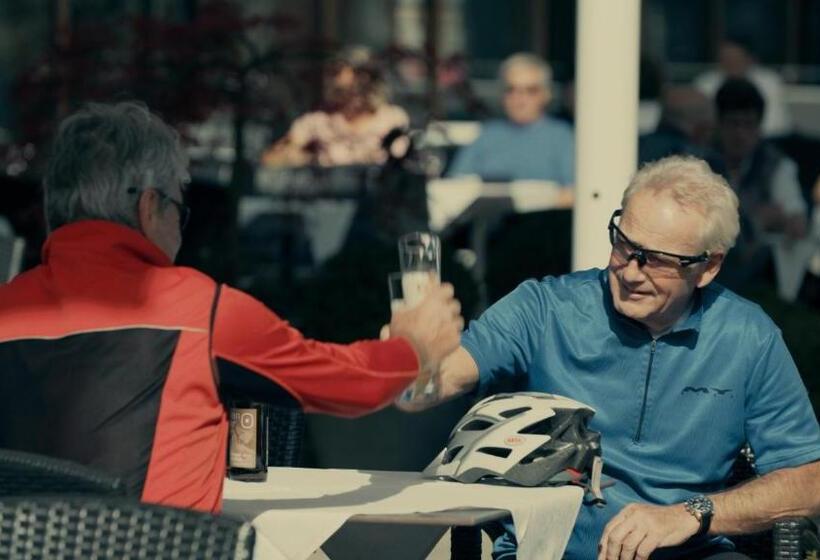 فندق Sonne Mellau   Feel Good