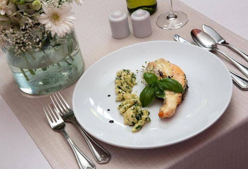 Отель Spa Wieniawa