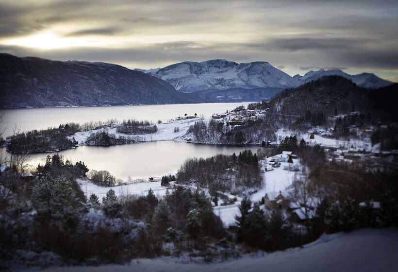 Отель Storfjord