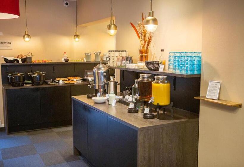 Отель Struer Grand