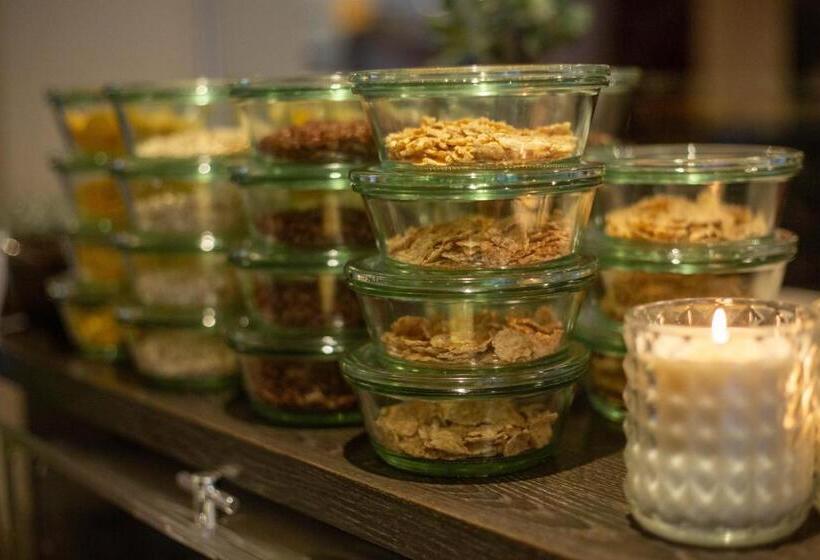 Отель Struer Grand