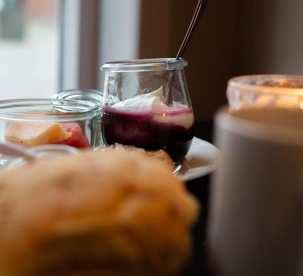 Отель Struer Grand