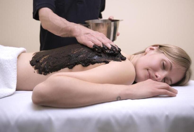 Отель Struer Grand