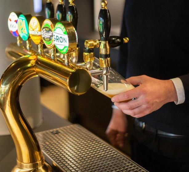 Отель Struer Grand