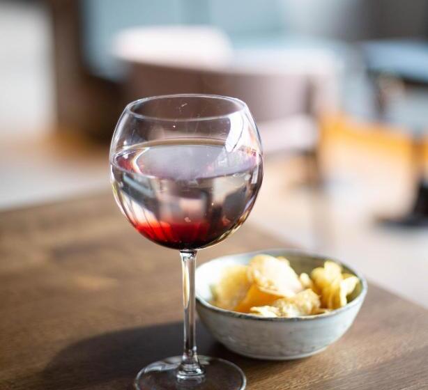 Отель Struer Grand