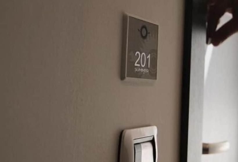 Отель Summertime