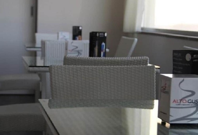 Отель Summertime