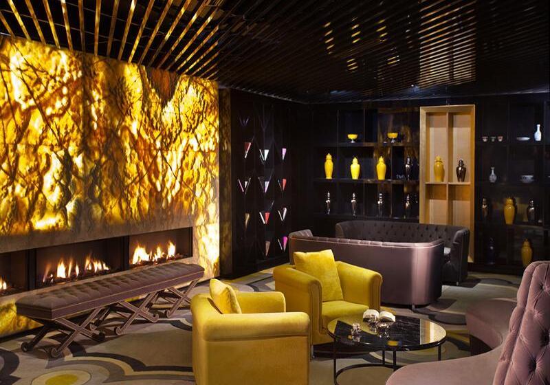 Sura Design Hotel & Suites