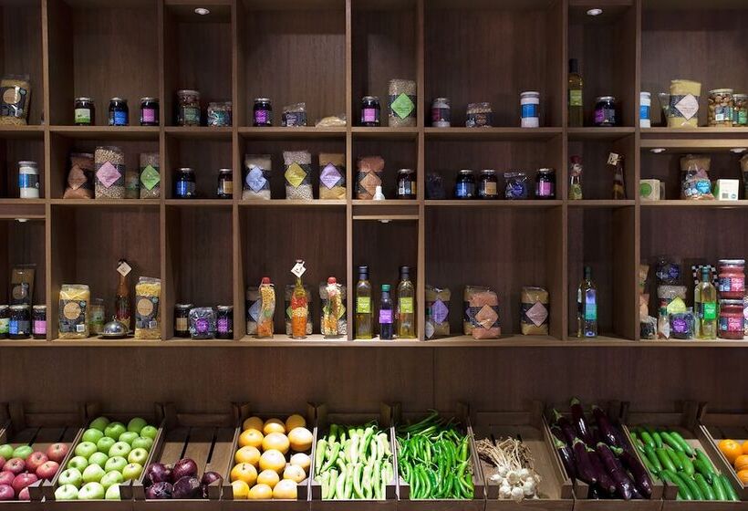 Sura Design Hotel & Suites