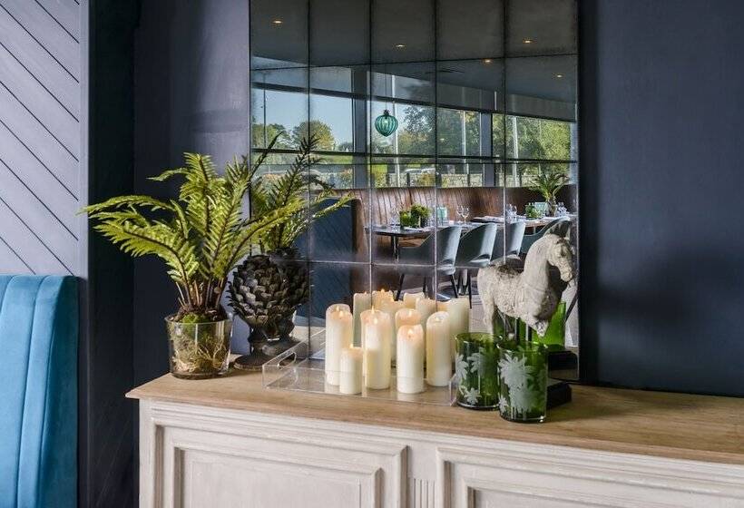 בית מלון כפרי The Ellison