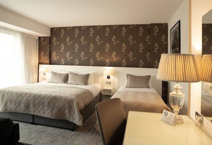 בית מלון כפרי The Ellison