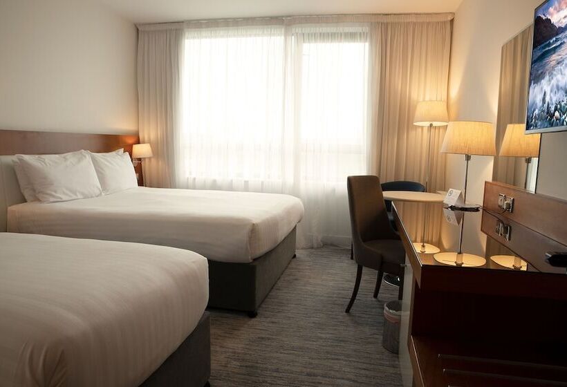 בית מלון כפרי The Ellison