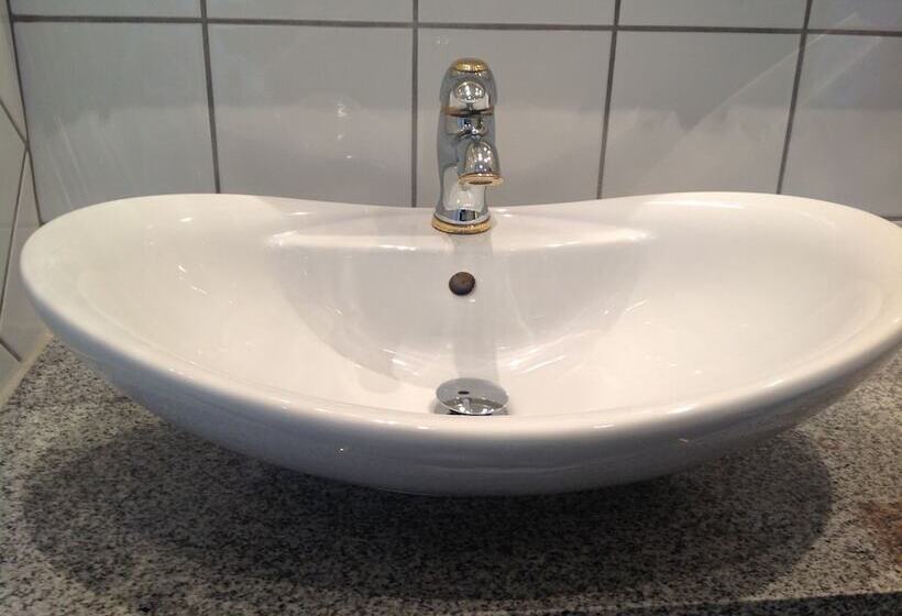 בית מלון כפרי Tiffany