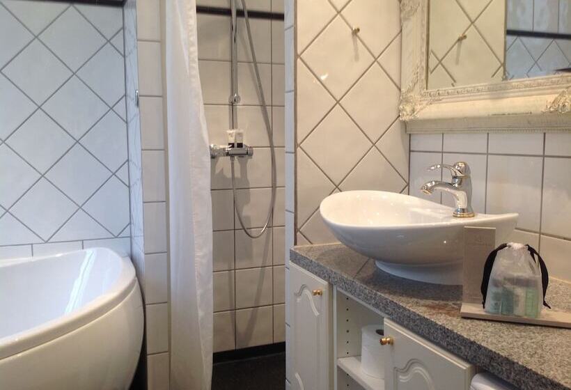 בית מלון כפרי Tiffany