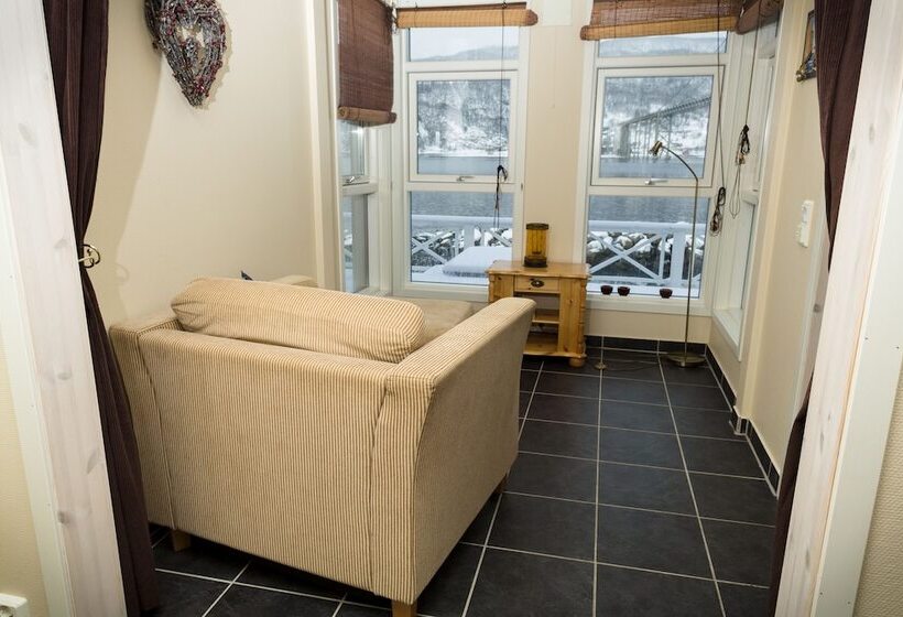 호텔 Tjeldsundbrua