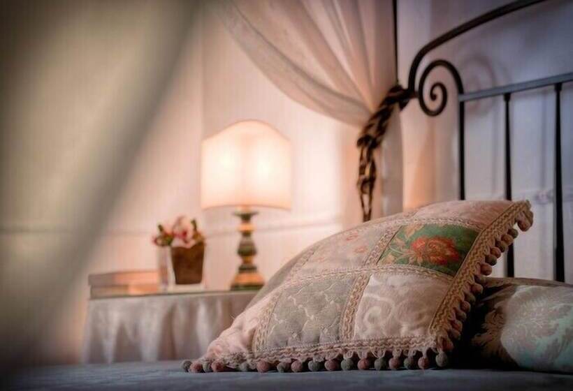 هتل Torre Guelfa Palazzo Acciaiuoli