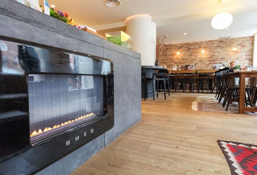 Townhouse Design Hotel & Spa