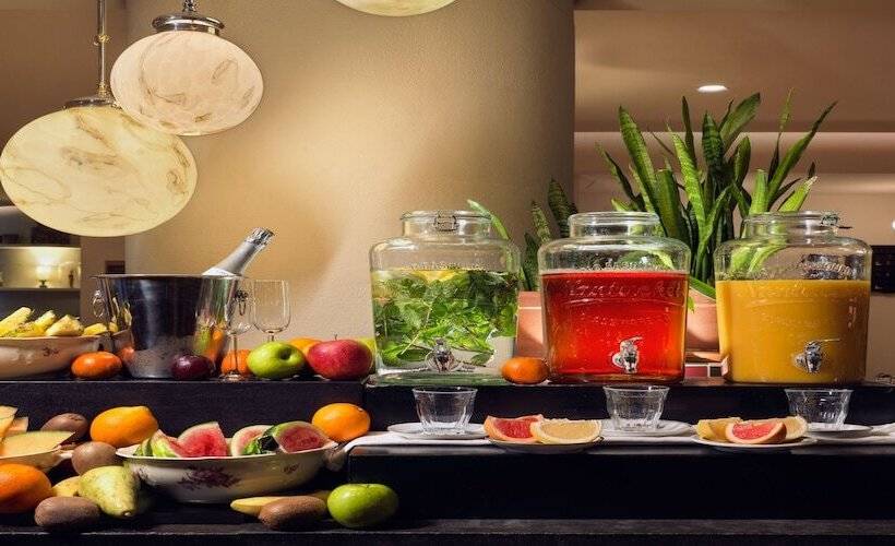 Townhouse Design Hotel & Spa