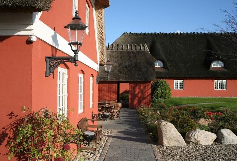 בית מלון כפרי Tyrstrup Kro