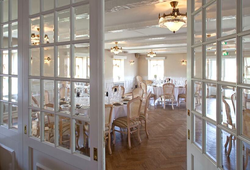 בית מלון כפרי Tyrstrup Kro