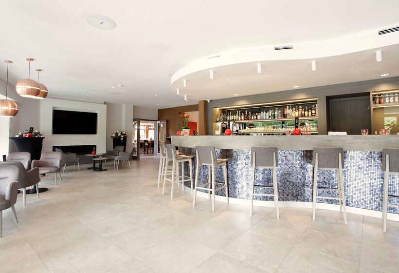 Van Der Valk Hotel Dennenhof