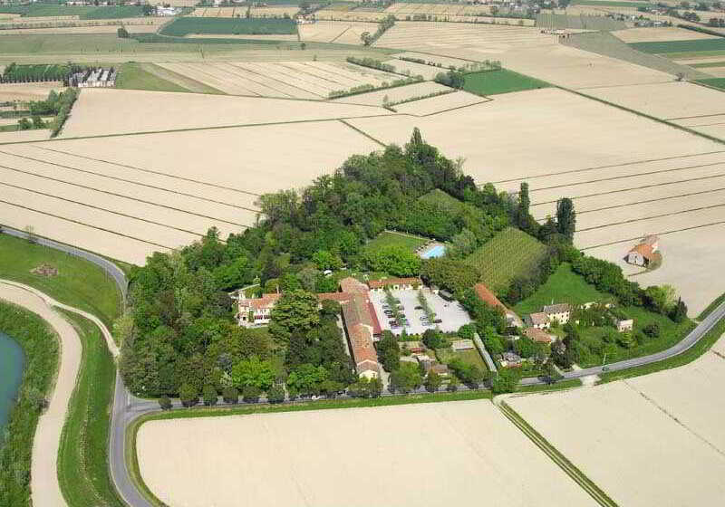 ホテル Villa Luppis