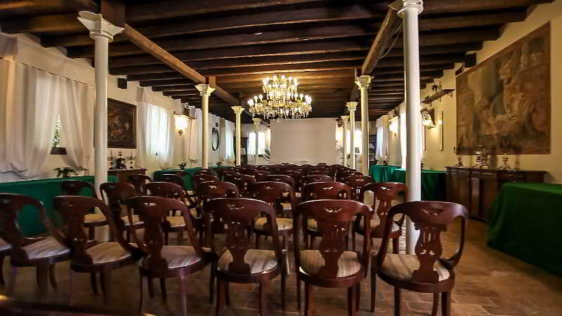 ホテル Villa Luppis