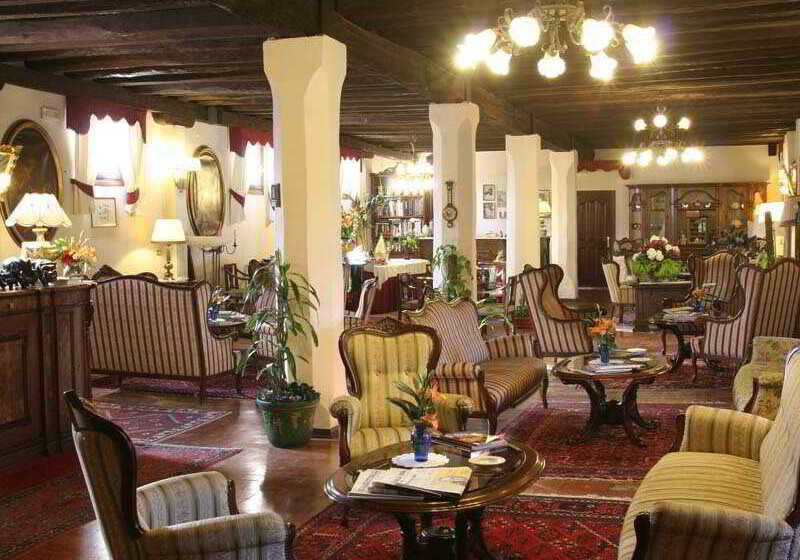 ホテル Villa Luppis