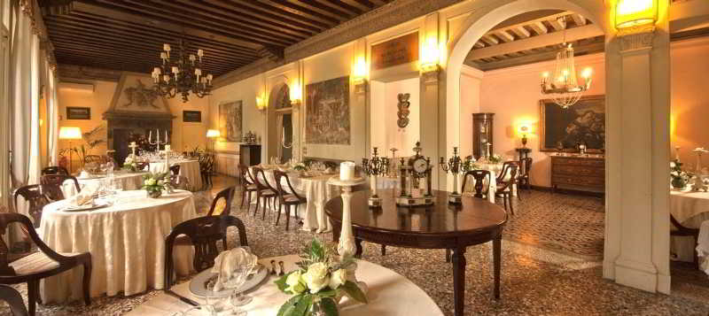 ホテル Villa Luppis