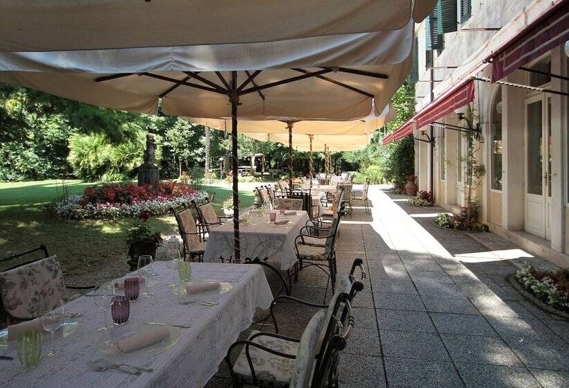 ホテル Villa Luppis