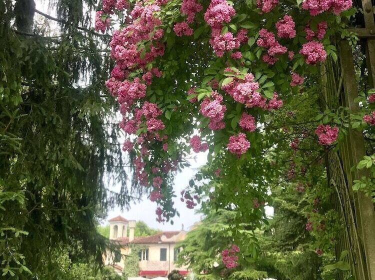 ホテル Villa Luppis