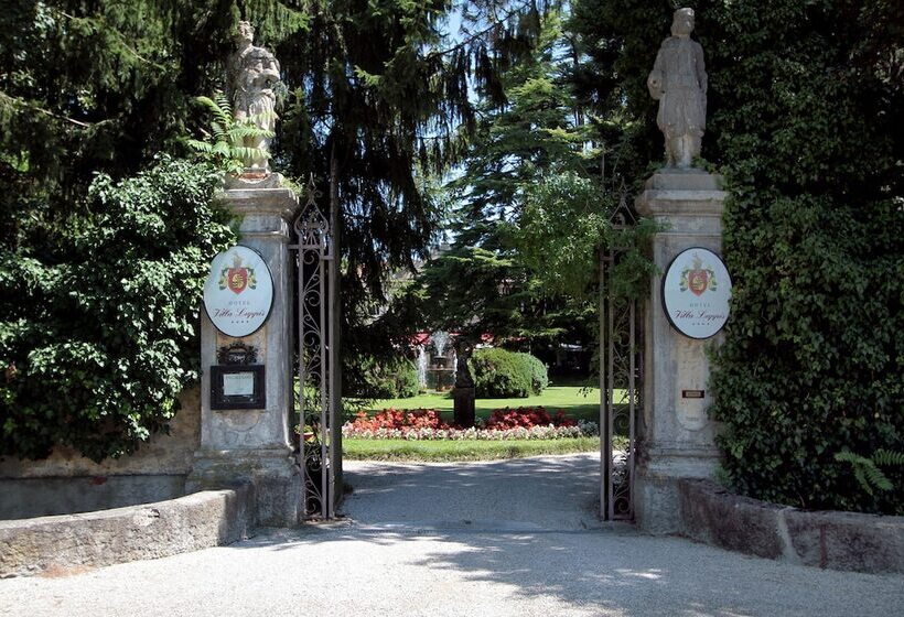 ホテル Villa Luppis