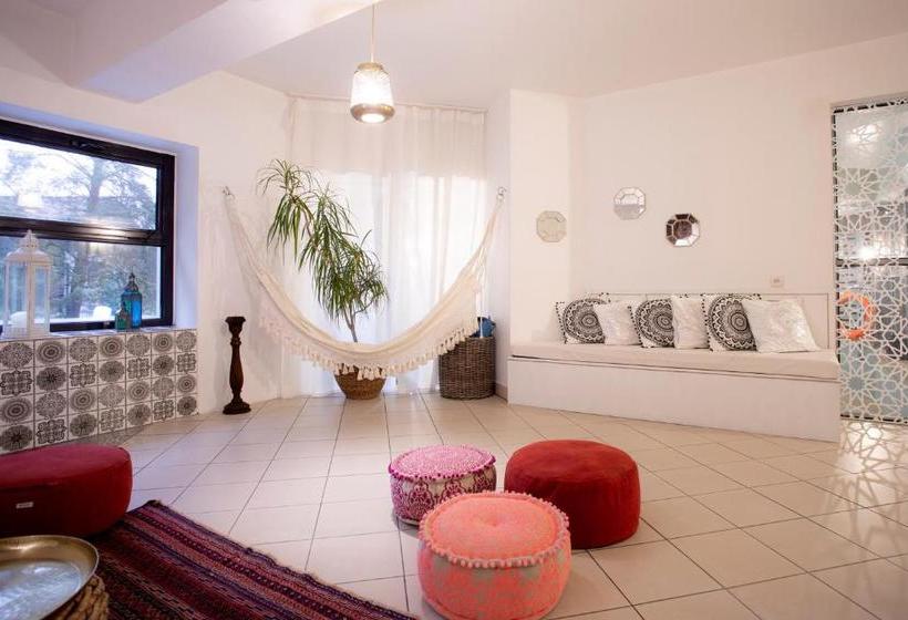 هتل Villa Zakamycze