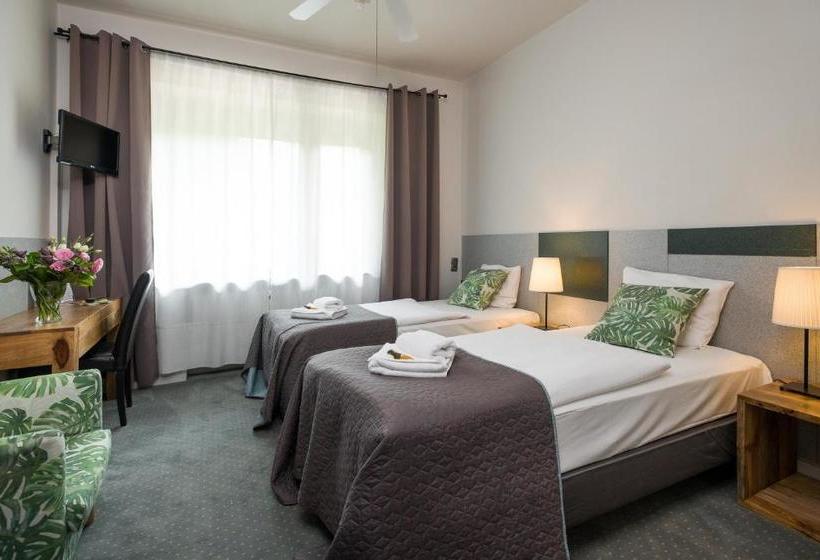 هتل Villa Zakamycze