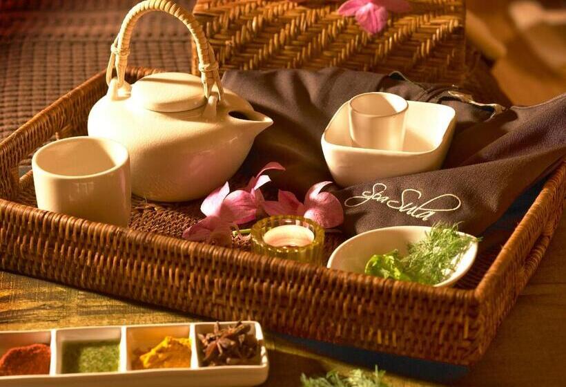 Westport Plaza Hotel, Spa & Leisure